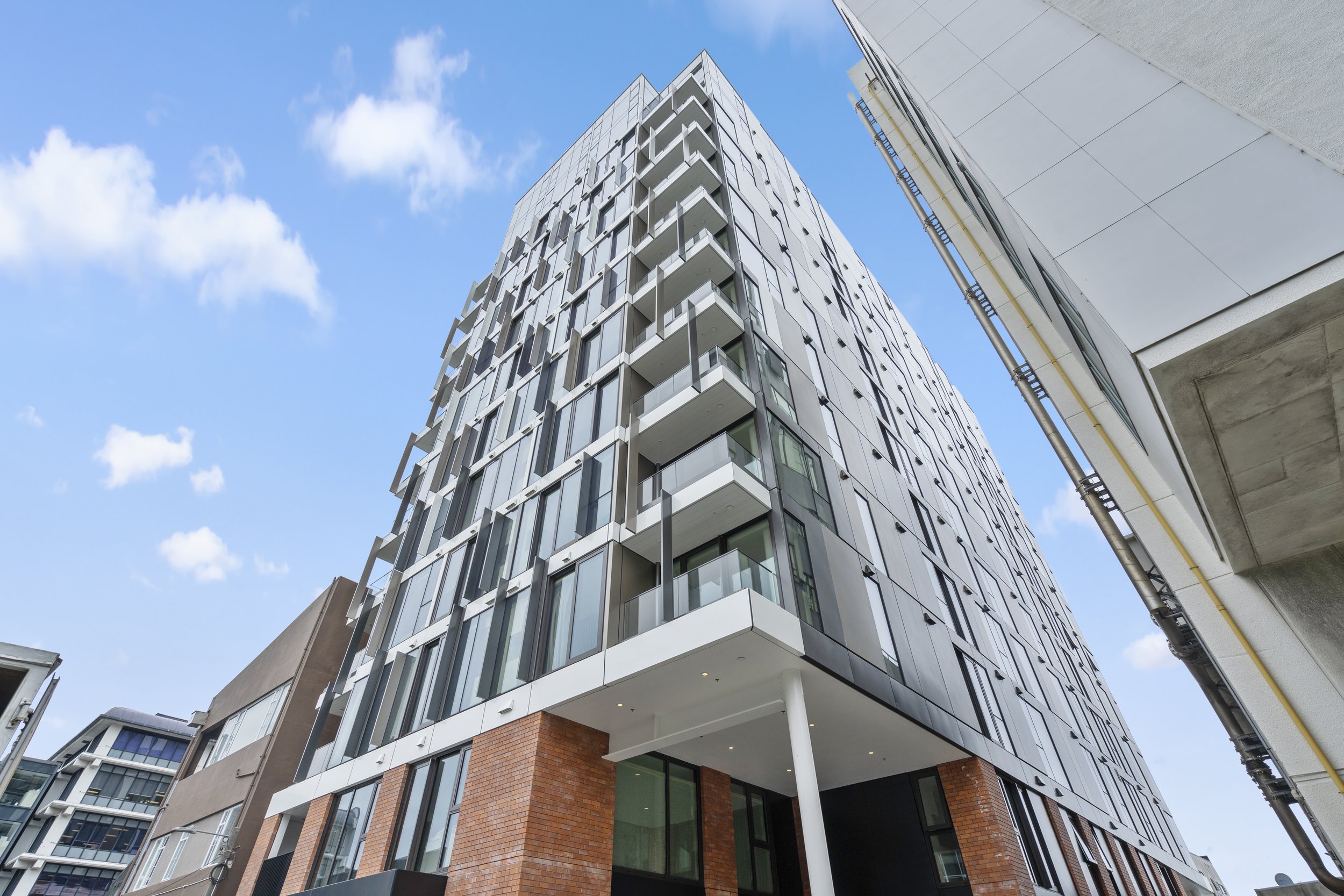 005_Open2view_ID585213-10_Alpha_Street.jpg