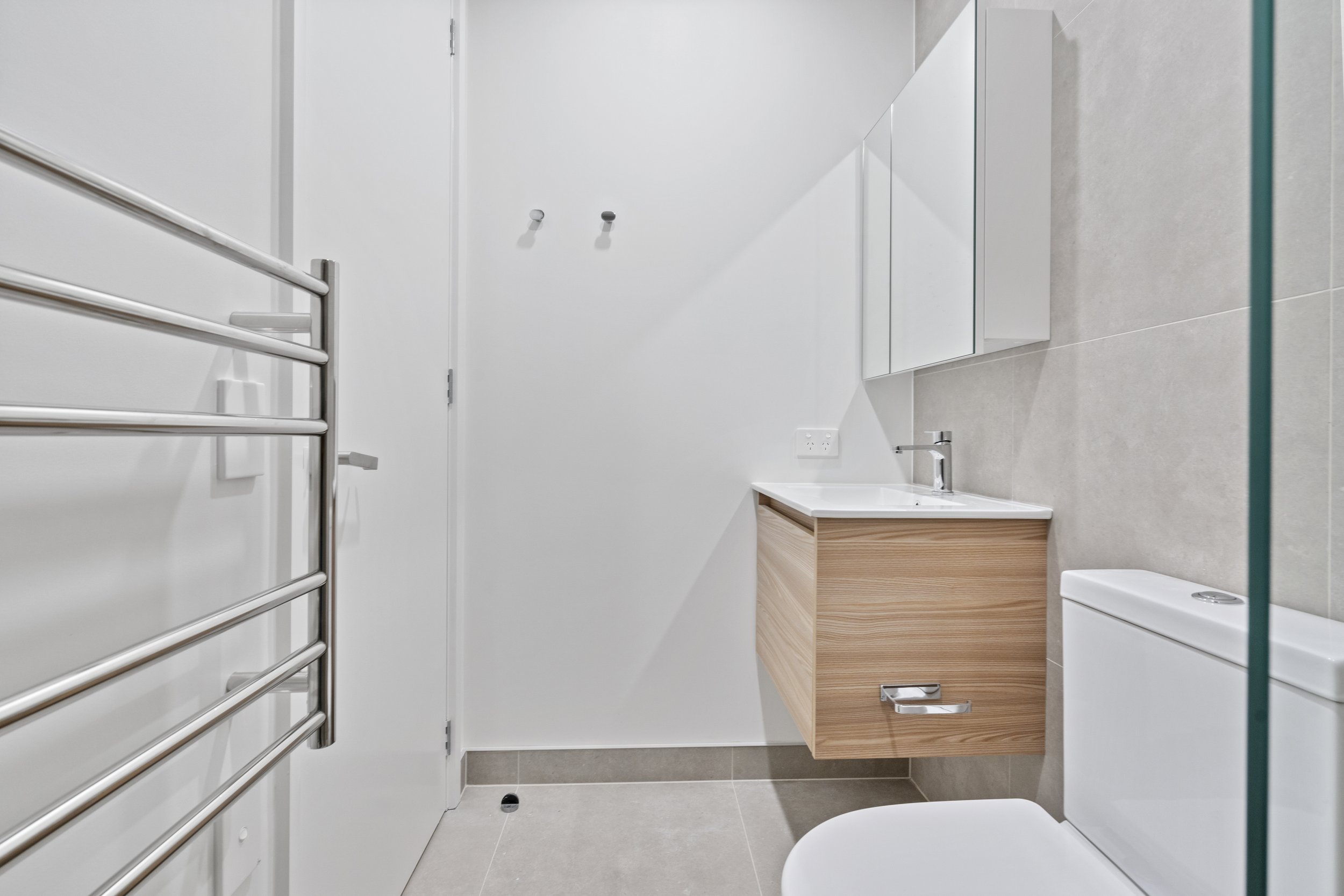 020_Open2view_ID585213-10_Alpha_Street.jpg