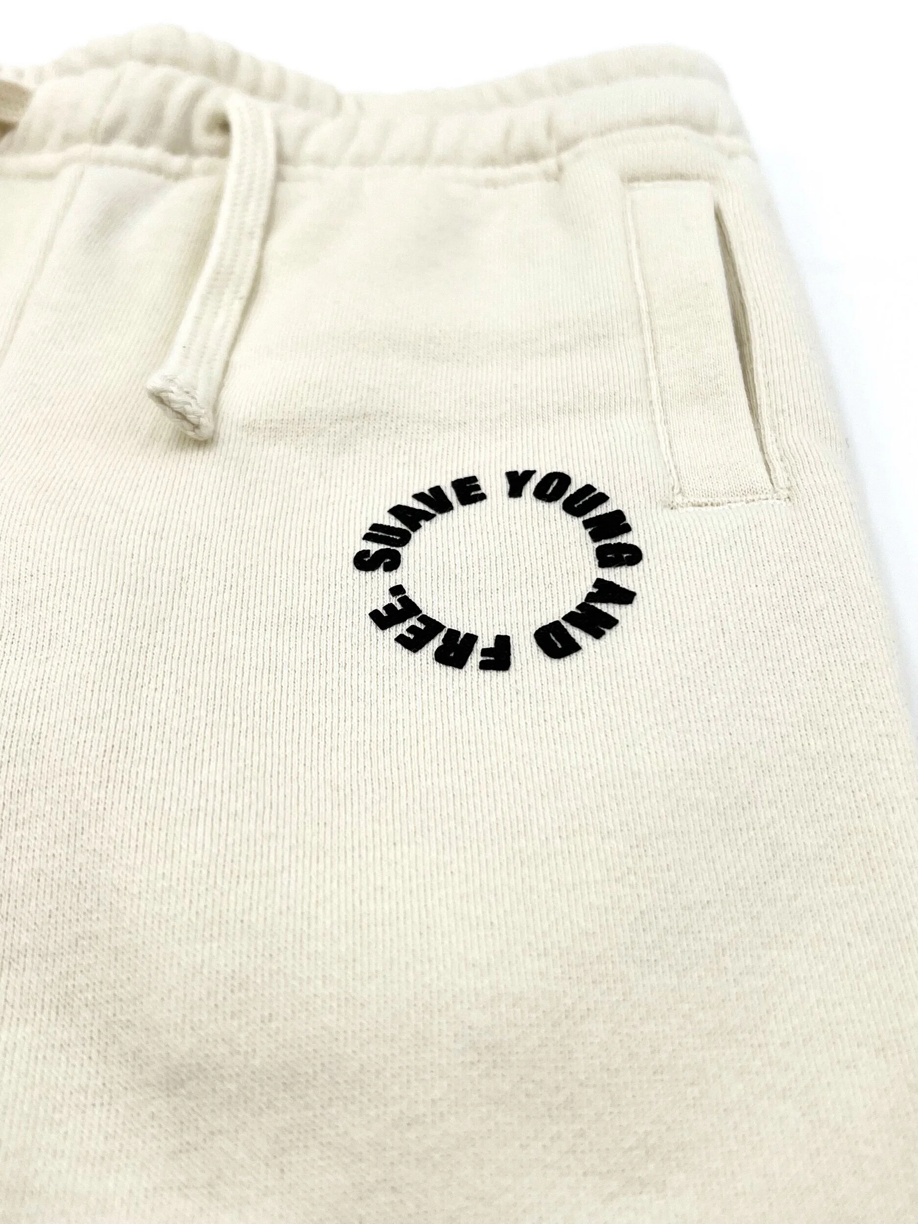 7378E0B2-40D9-4B75-9997-CDC4D9DD8439