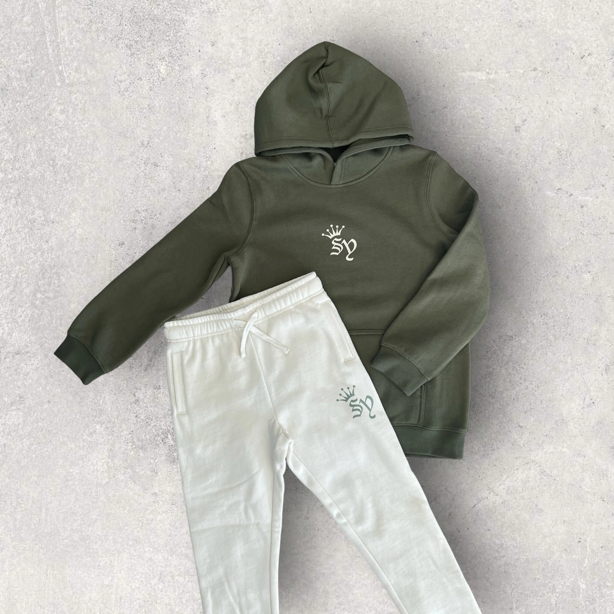 C6AA17B7-86CD-4F2E-B0C8-FA5423DBD56F