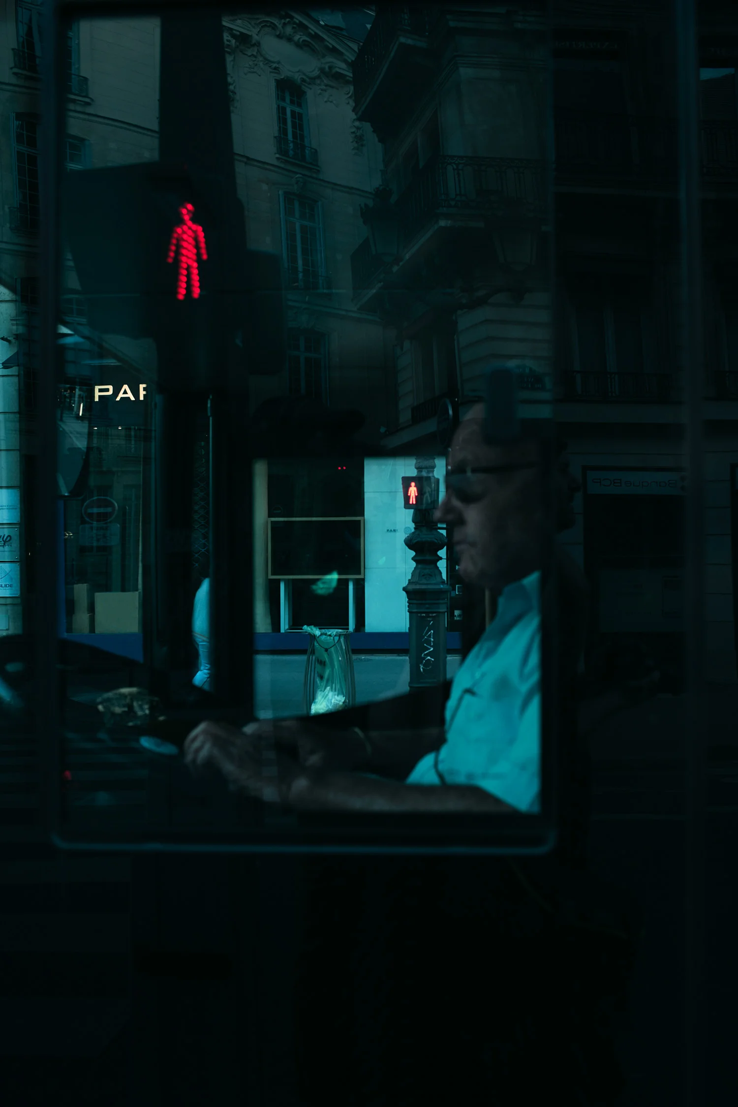 melis-dainon-paris-bus-driver.jpg