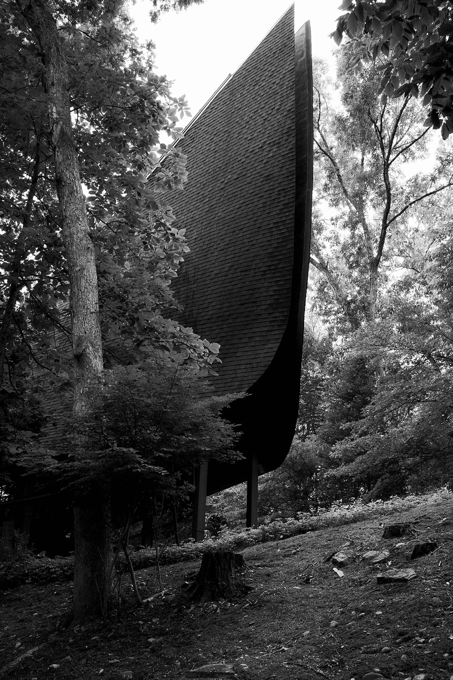 FIRST UNITARIAN CHURCH X VICTOR LUNDY