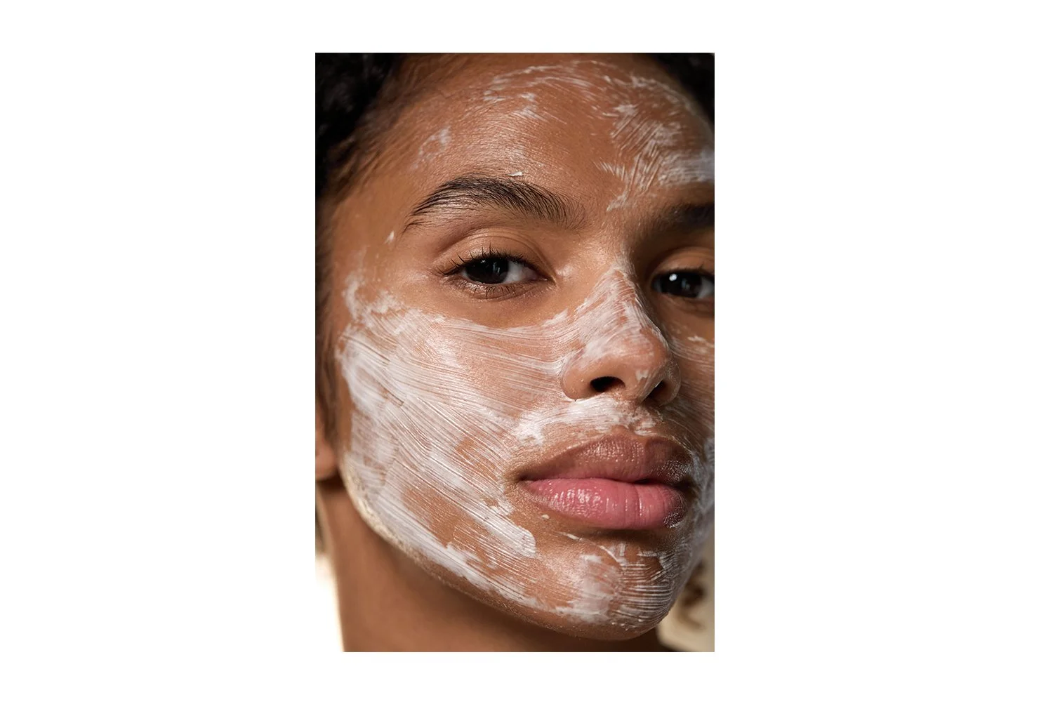 Hydrating Cream Mask model UK application.jpg