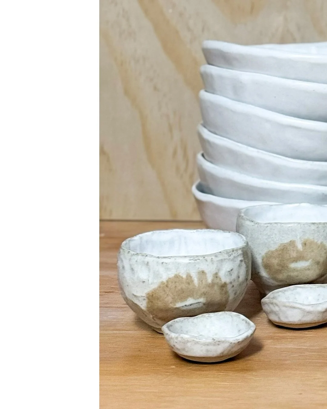 I was delighted to be asked to make a six place, 30 piece dinner set for the exhibition Pied-&agrave;-terre at Michael Reid Murrurundi. 

7 August-21 September | Michael Reid Murrurundi

Curated by Director Daniel Soma, Pied-&agrave;-terre is a rich 