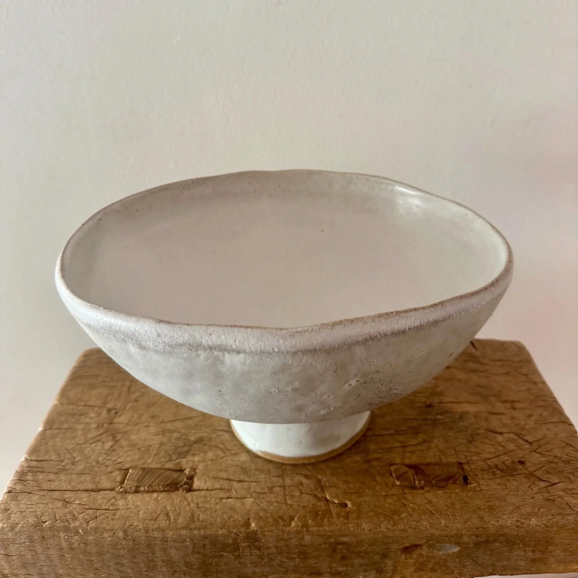 Splendid Pedestal/Compote Bowl - Perfect as a Fruit Bowl, Serving Bowl or Statement Piece