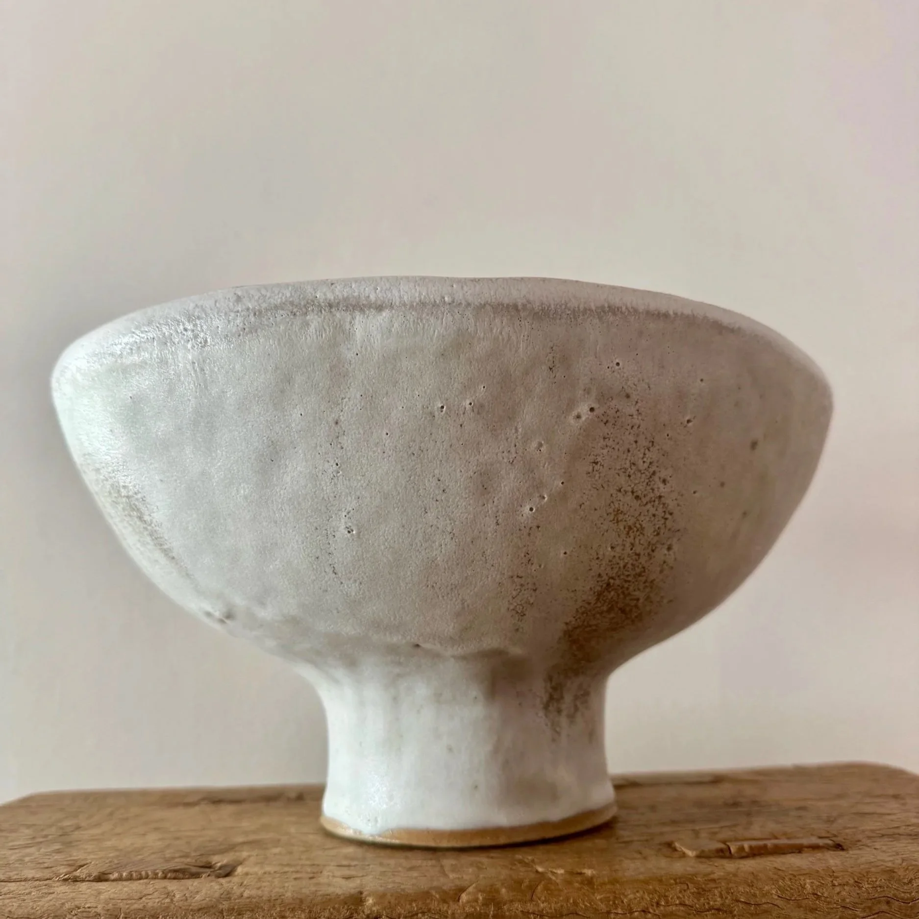 Splendid Pedestal/Compote Bowl - Perfect as a Fruit Bowl, Serving Bowl or Statement Piece