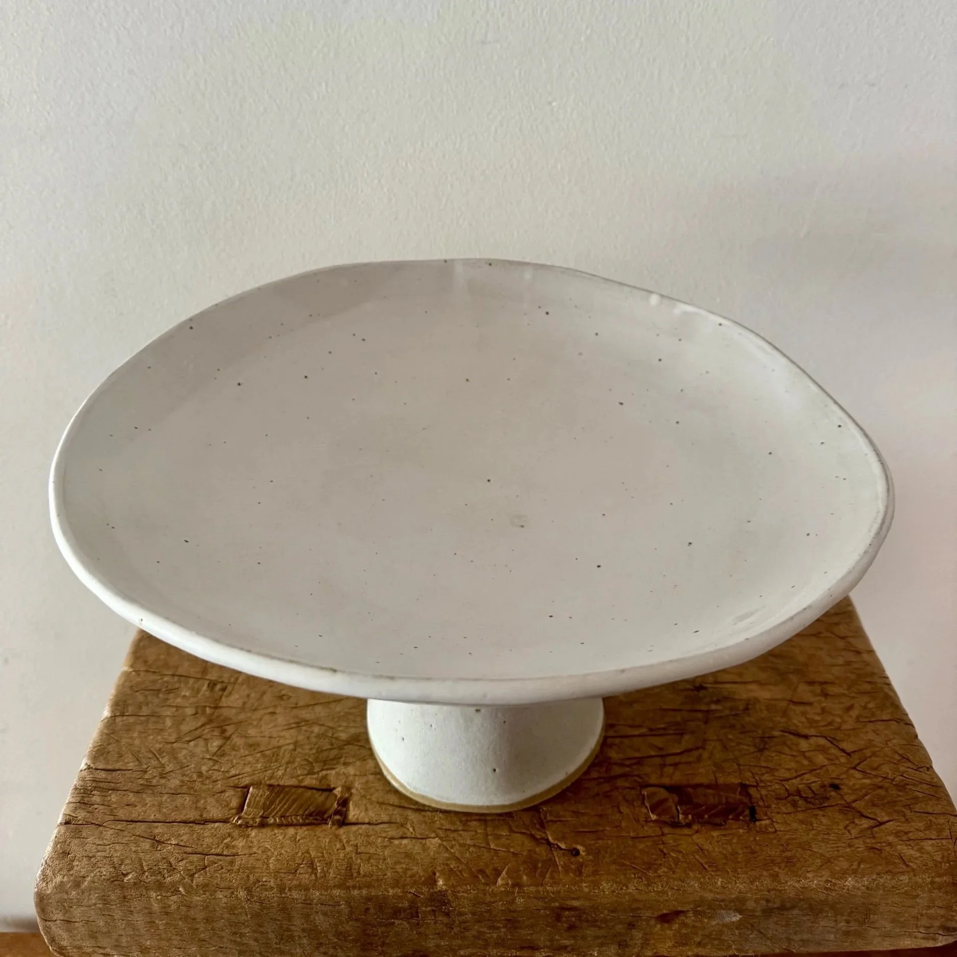 Splendid Pedestal/Compote Bowl - Perfect as a Fruit Bowl, Serving Bowl or Statement Piece