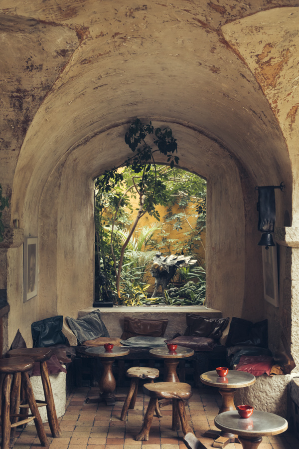 RomainLaprade_La_Colombe_dOr_003_600.jpg