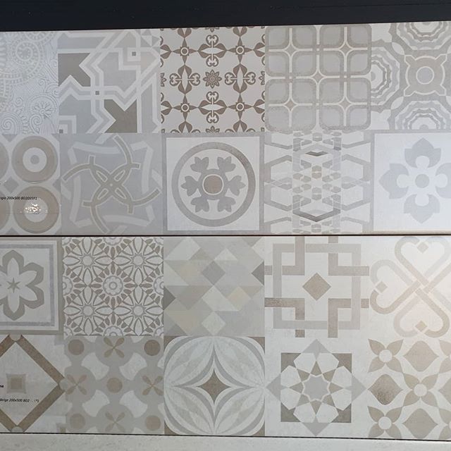 New samples unpacked and on display @qmi_tile_and_stone 
#ceramics #porcelain#featuretiles#flooring #walltilesdesign #kitchendesign #bathroomdesign #dunsborough #newstockalert