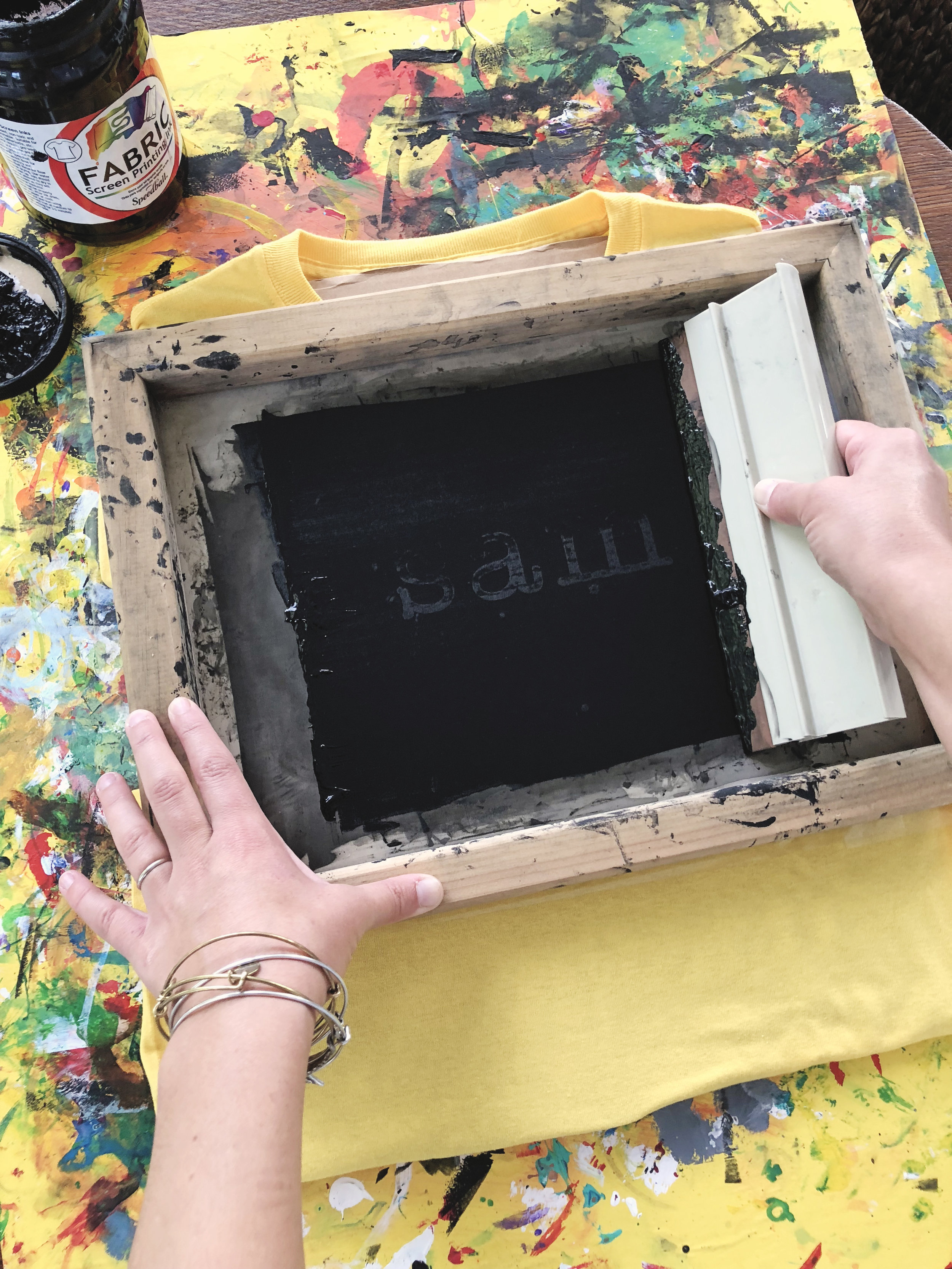 Applying the screen print