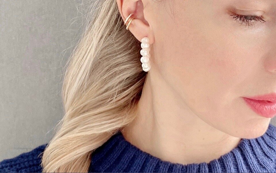 Chunky Knits and Fine Jewelry For Fall 