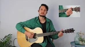 4// Beginner Acoustic Guitar - C Shapes