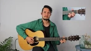 8// Beginner Acoustic Guitar - A shapes