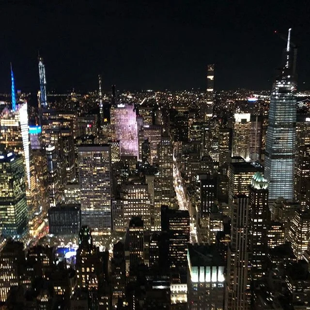 Last photo from the top of the Empire State Building, and it&rsquo;s time to say goodbye to the city that never sleeps.

#empirestatebuilding #buildings #buildingsofinstagram #skyscraper #nightphotography #nightlifeinnewyork #newyork #nyc #newyorkcit