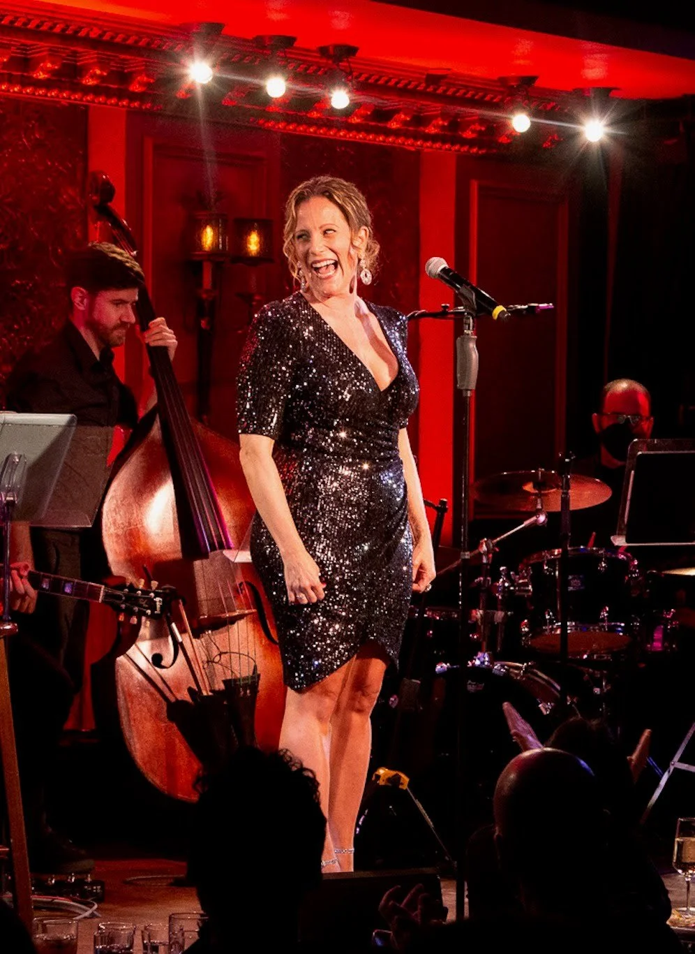 2305SmilingToTheBand.jfif