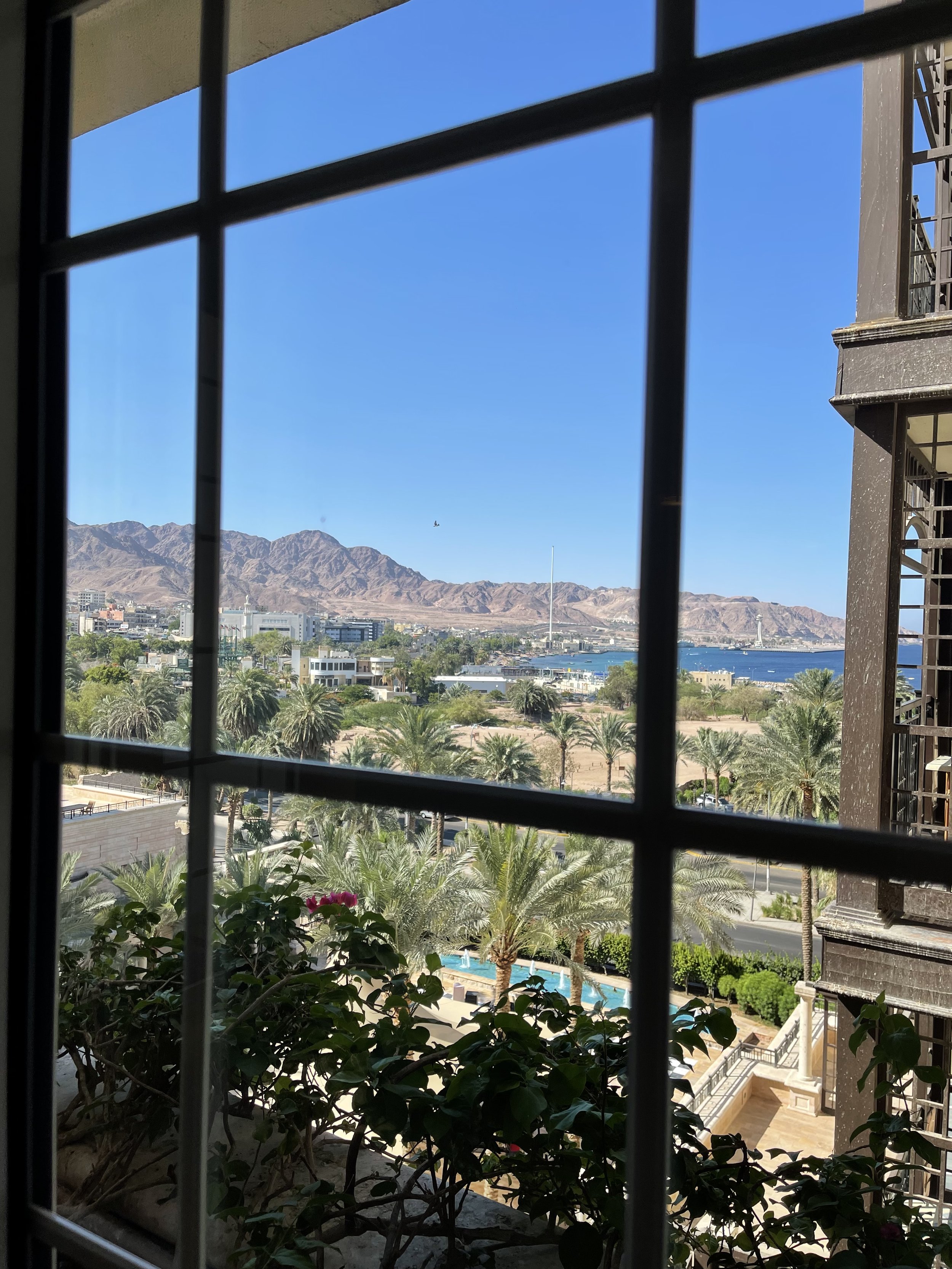 Movenpick-Aqaba-Yalla Emshe