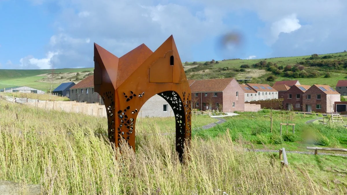 The Bower, embedded in the landscape, photo courtesy the artist
