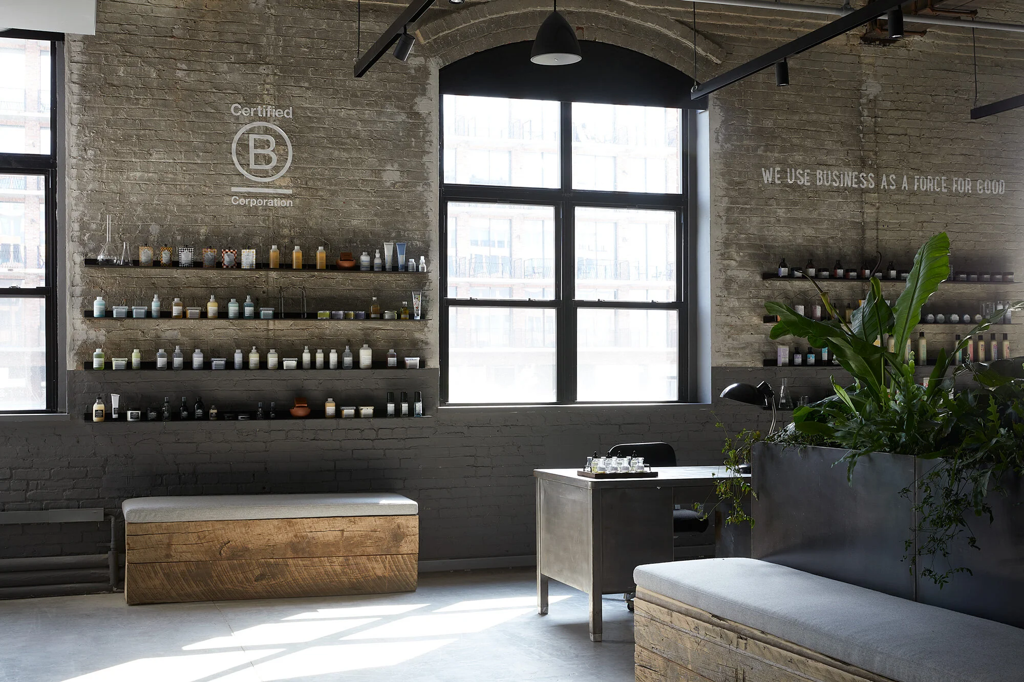 DAVINES1931.jpg