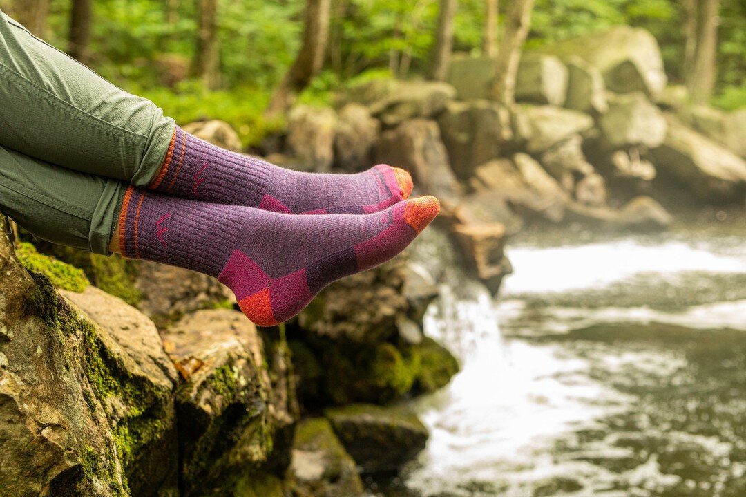 Cozy season is coming upon us! 🍂 Make sure you stock up on the coziest socks from @darntoughvermont 🧦🌳⛺️