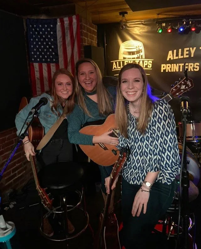 Had a blast playing with @janiewaddell__ and @connerbrookemusic on Tuesday at the @thenashup615!! Always a blast at @alleytapsnashville ❤️🎉🎶