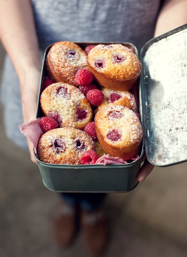 WKA-RASPBERRY-FRIANDS_P.jpg