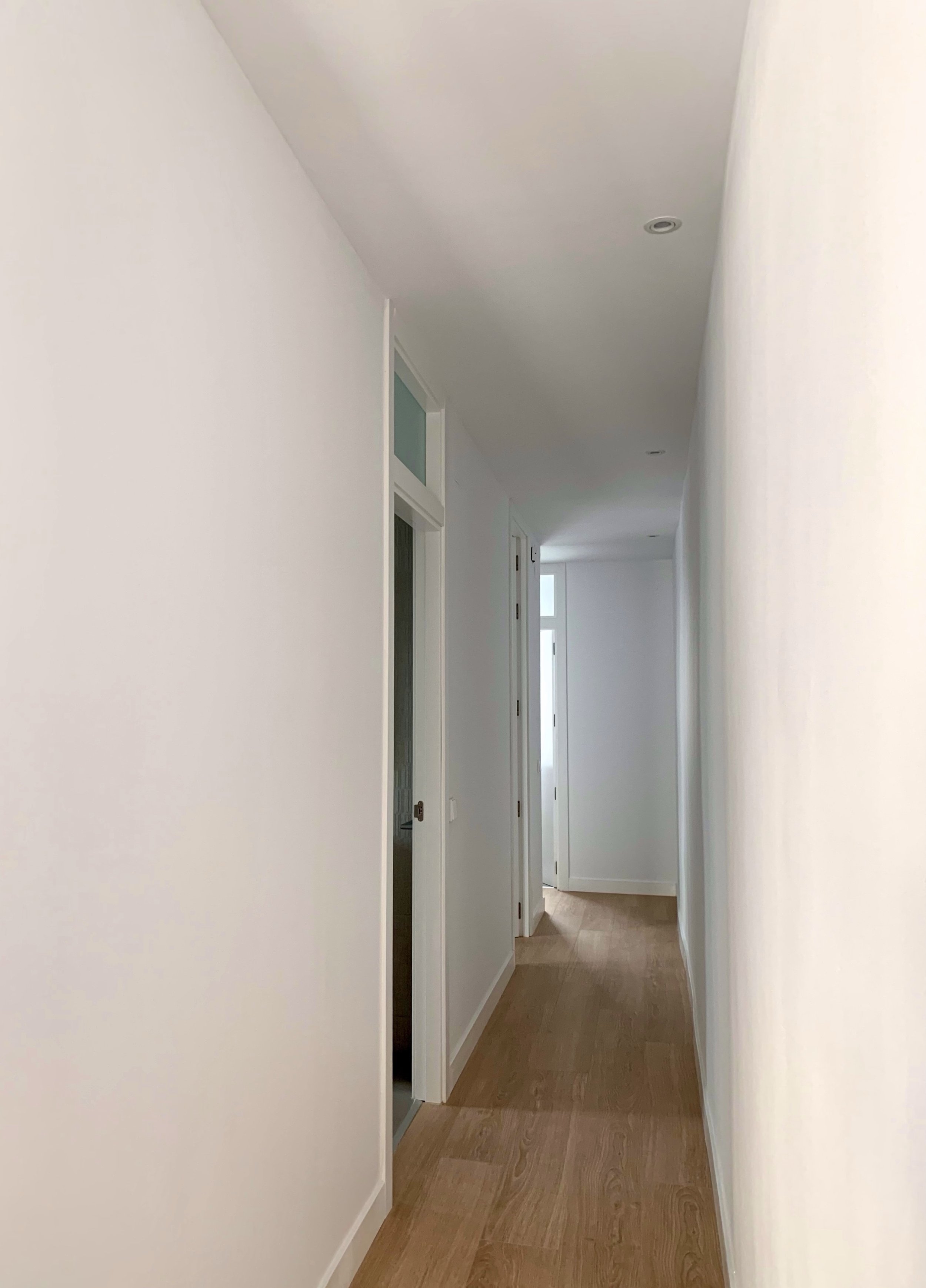 Hallway (2).jpg
