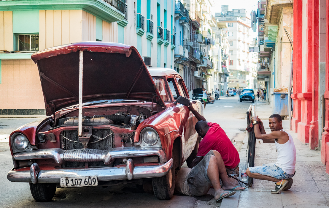 13-Santiago White_Yolanda_Roadside Repair a la Havana.jpg