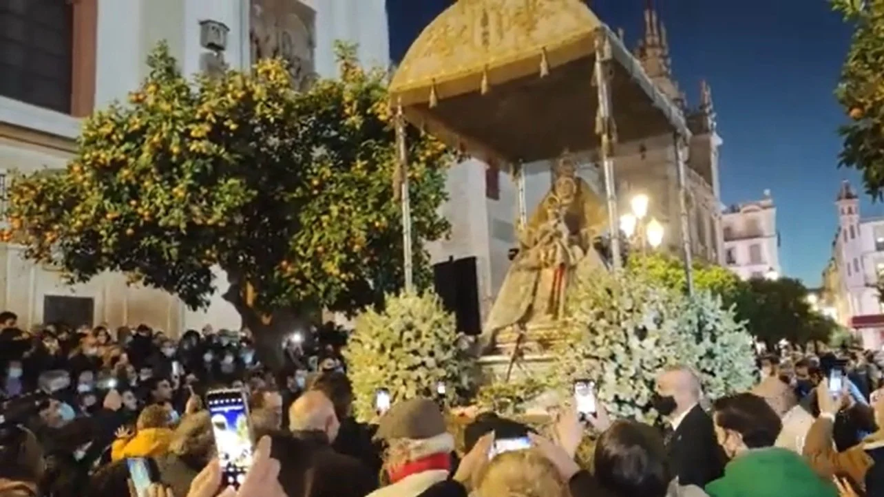 Seville Hosts STUNNING Procession
