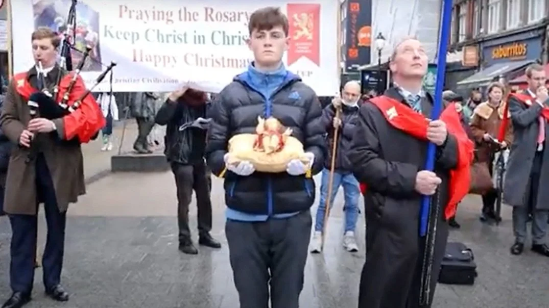 Dublin Honours Christ on Streets at Christmas