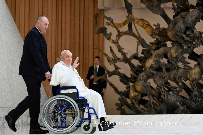 Please pray for the Holy Father