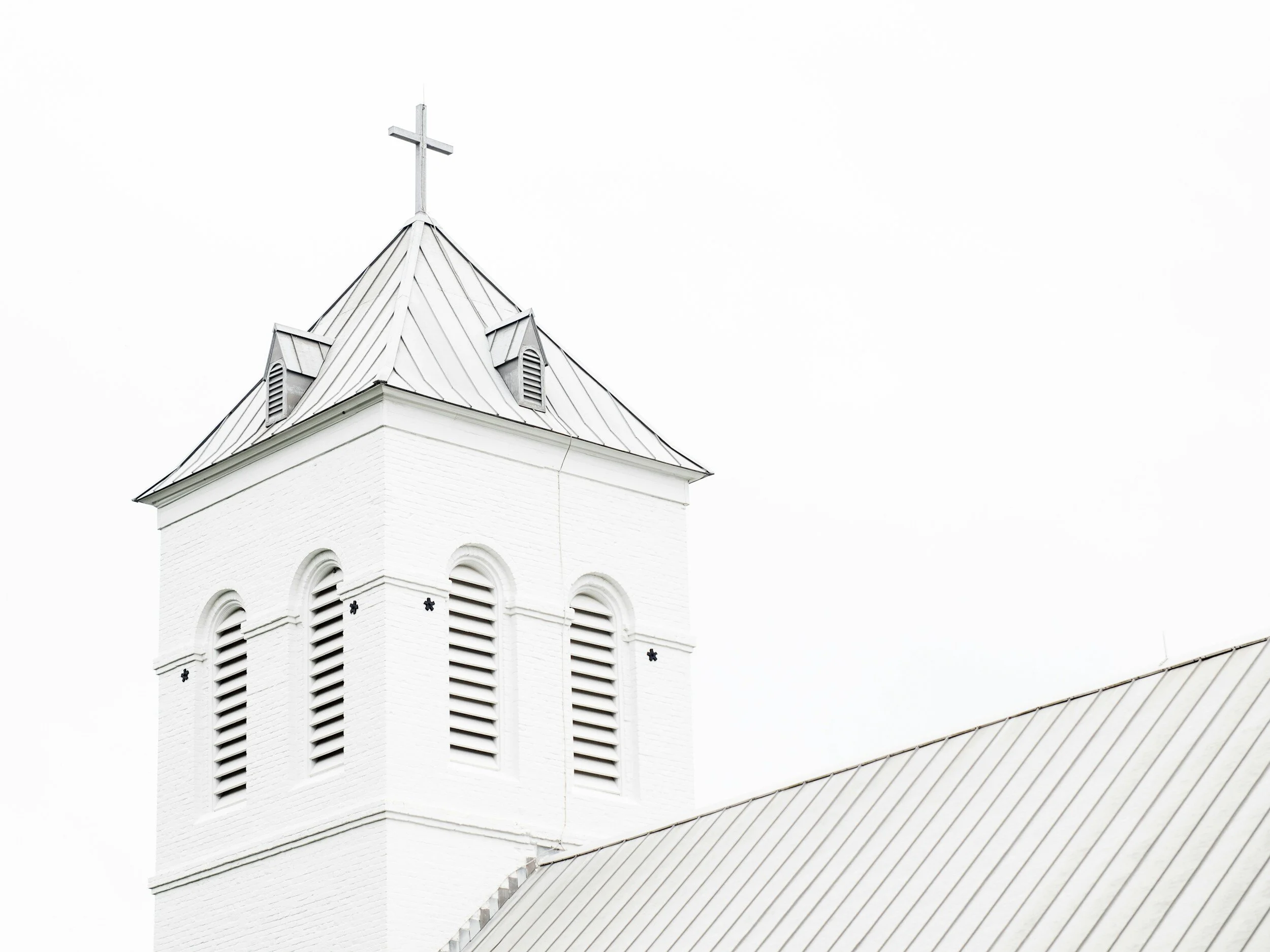 US Catholic Church Attendance Falls, Orthodox Remains Low