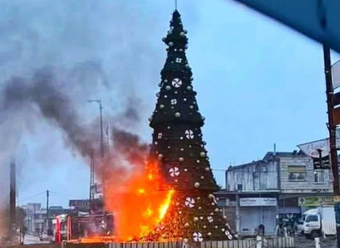 Syrian Christians Defiantly Celebrate Christmas