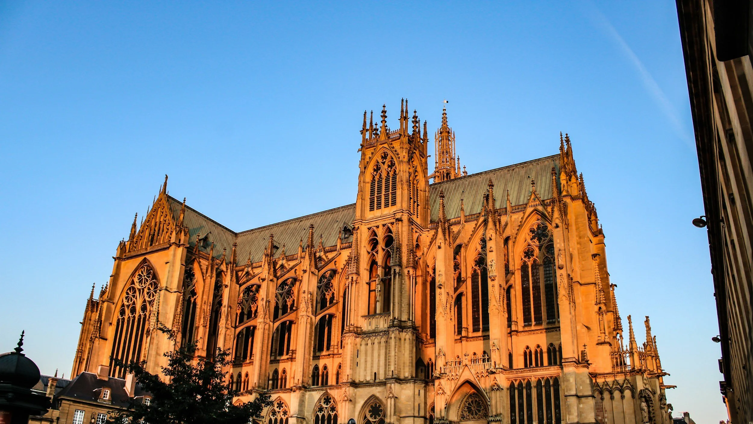 Pope Leo XIV to Celebrate Mass at Metz Cathedral