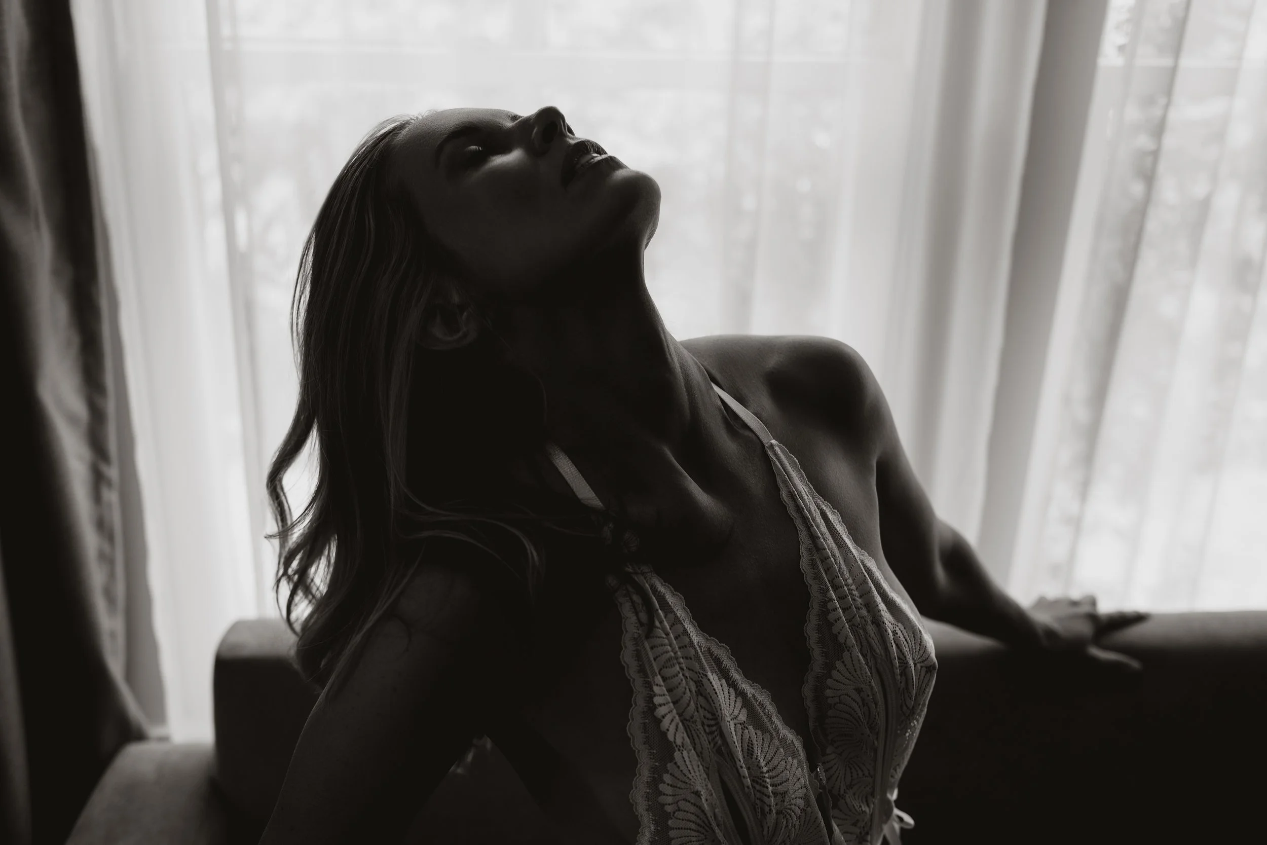 luxury-boudoir-session-austin-texas-for-women-over-30.jpg