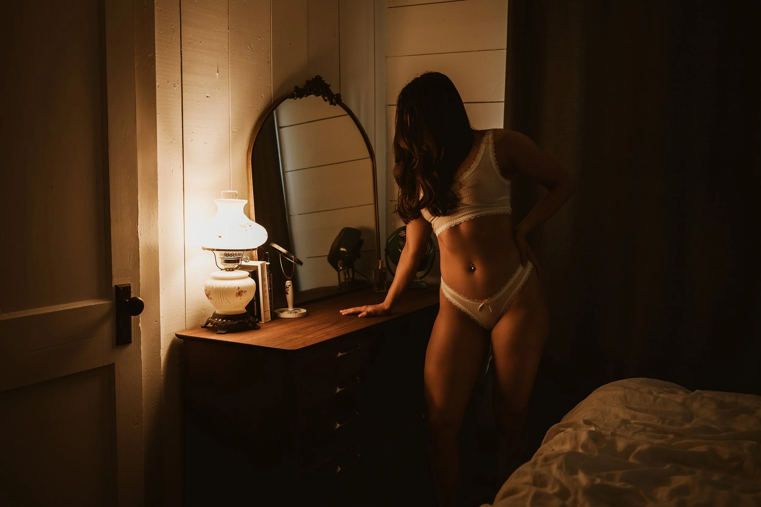 elegant-athletic-female-boudoir-austin-tx.jpg
