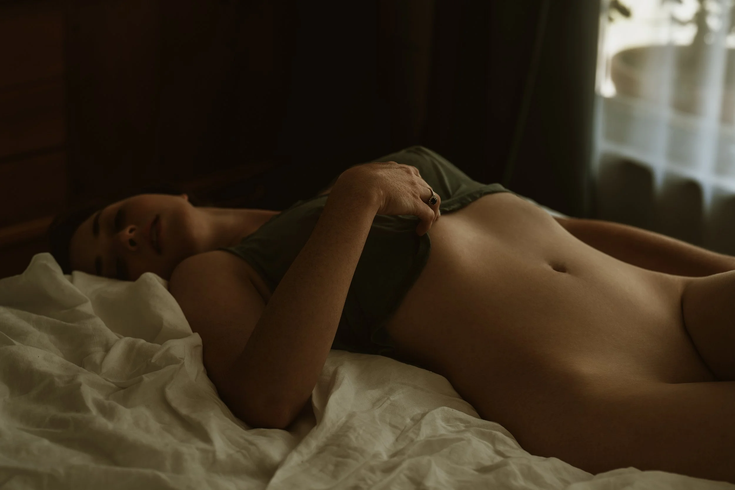 austin-natural-light-boudoir-session.jpg