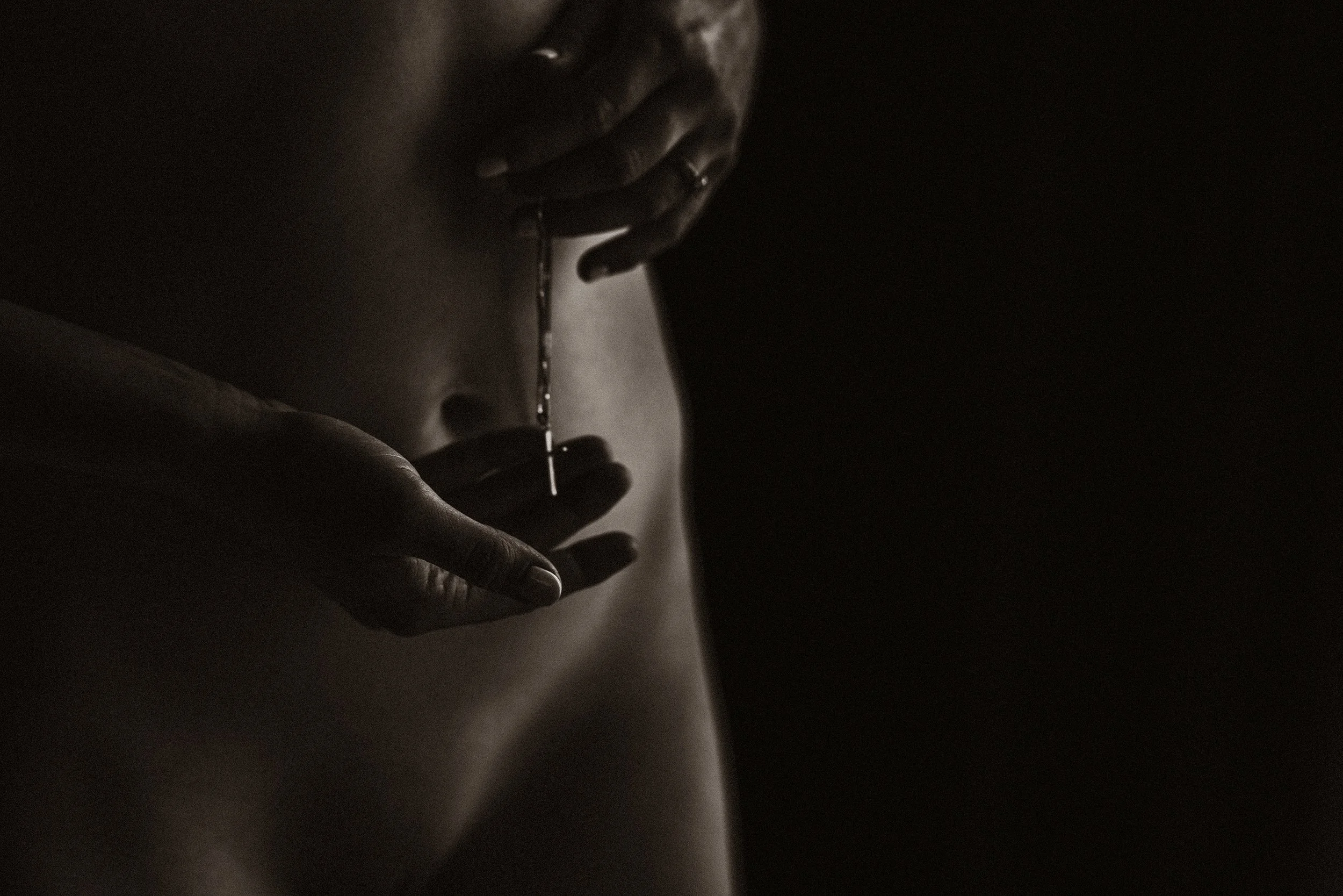 intimate-luxury-boudoir-portrait.jpg