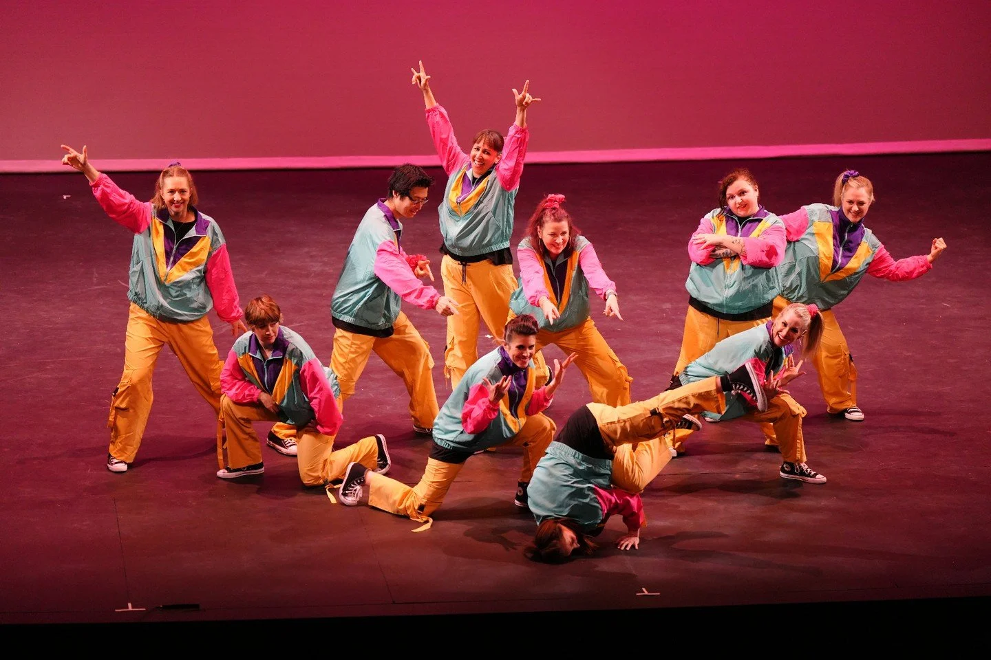 🪩 New Adult Hip Hop Session starts TOMORROW - Sat, Jan 17th!

&bull;&bull;&bull; Saturdays from 2:30-3:30pm &bull;&bull;&bull;

Adult Hip Hop at Driftwood is a high-energy, all-levels class where adults can learn and practice hip hop moves, build co