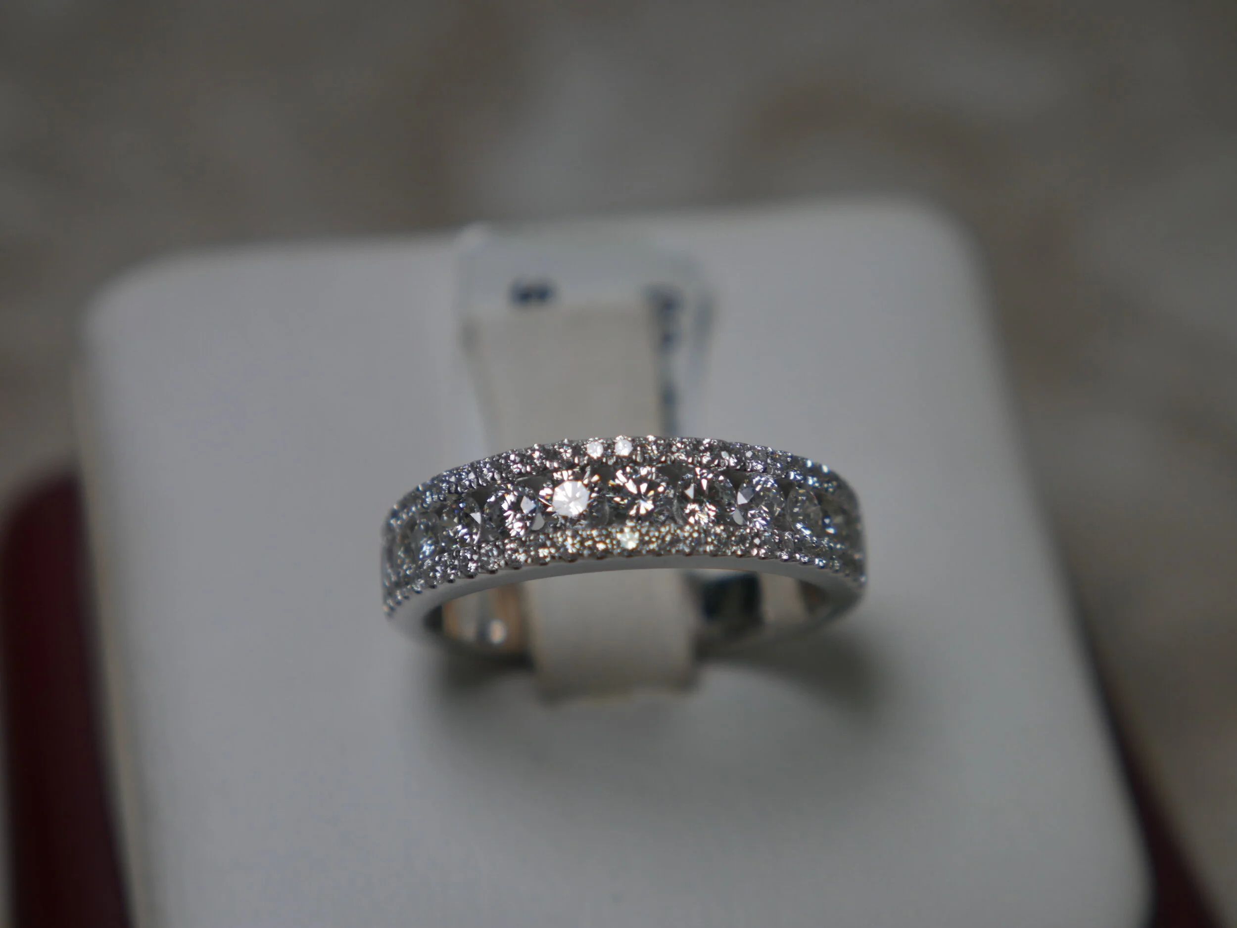 14k White Gold Diamond Anniversary Ring