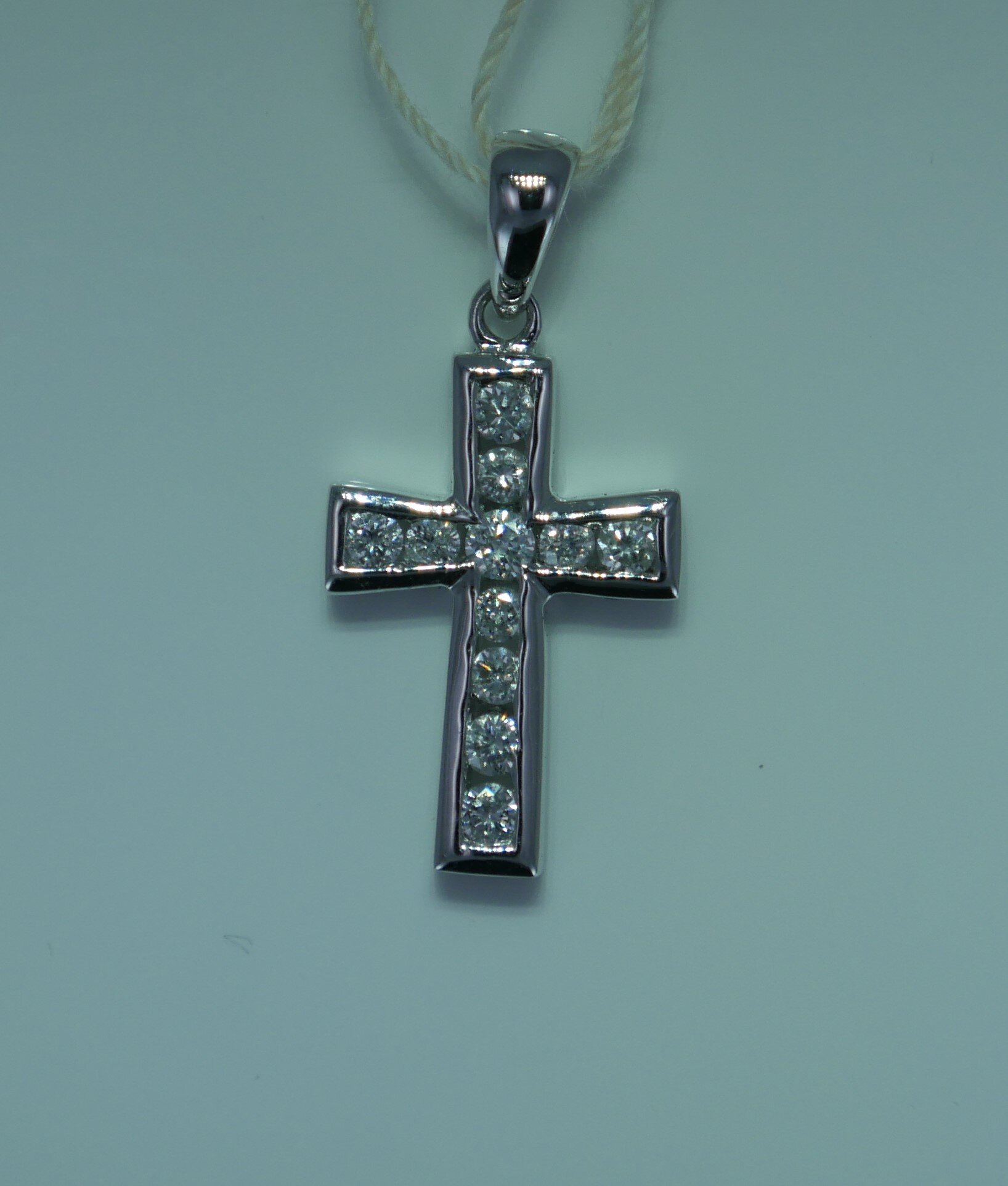 18K White Gold Diamond Cross
