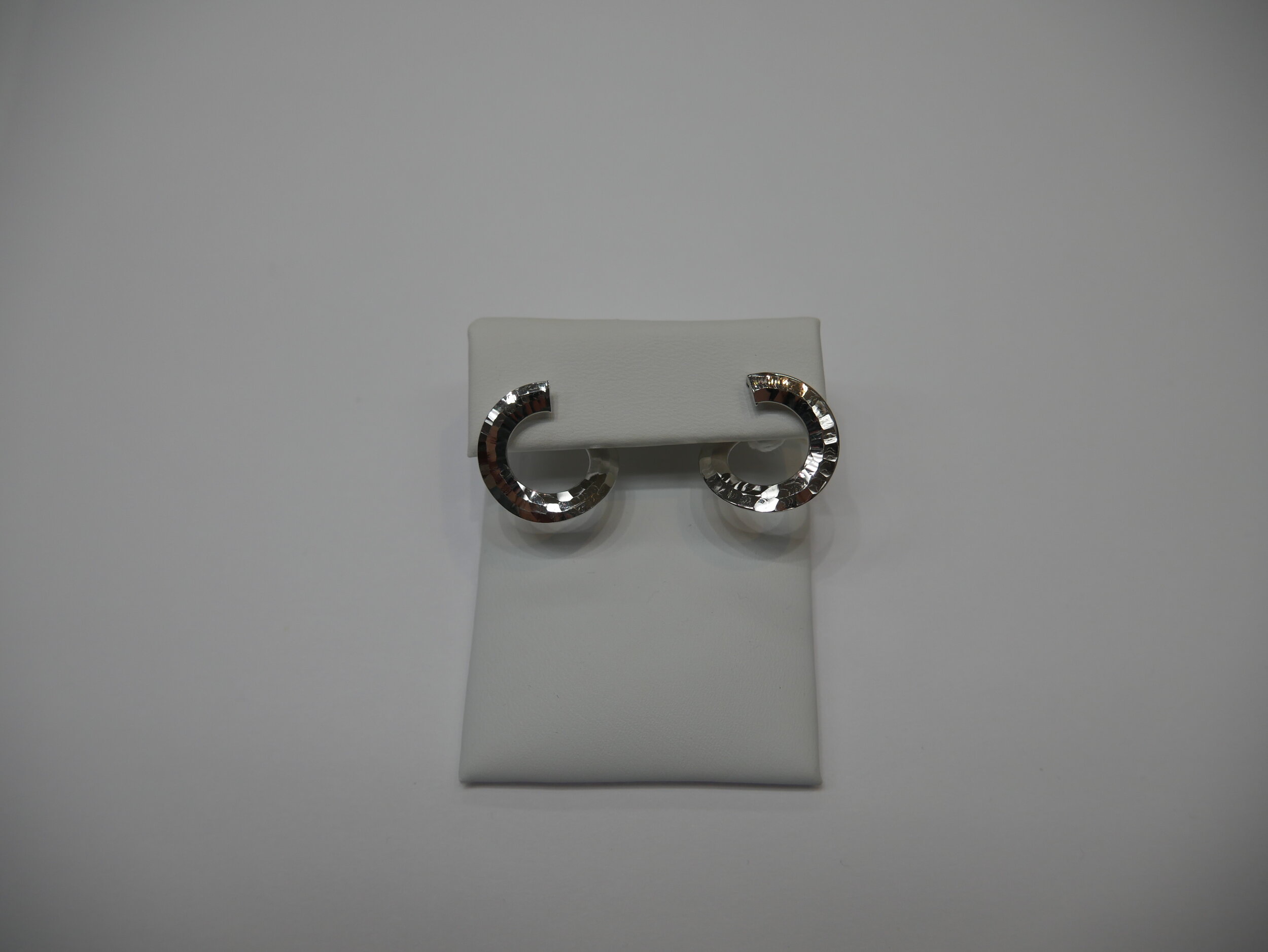 14k White Gold Front hoops