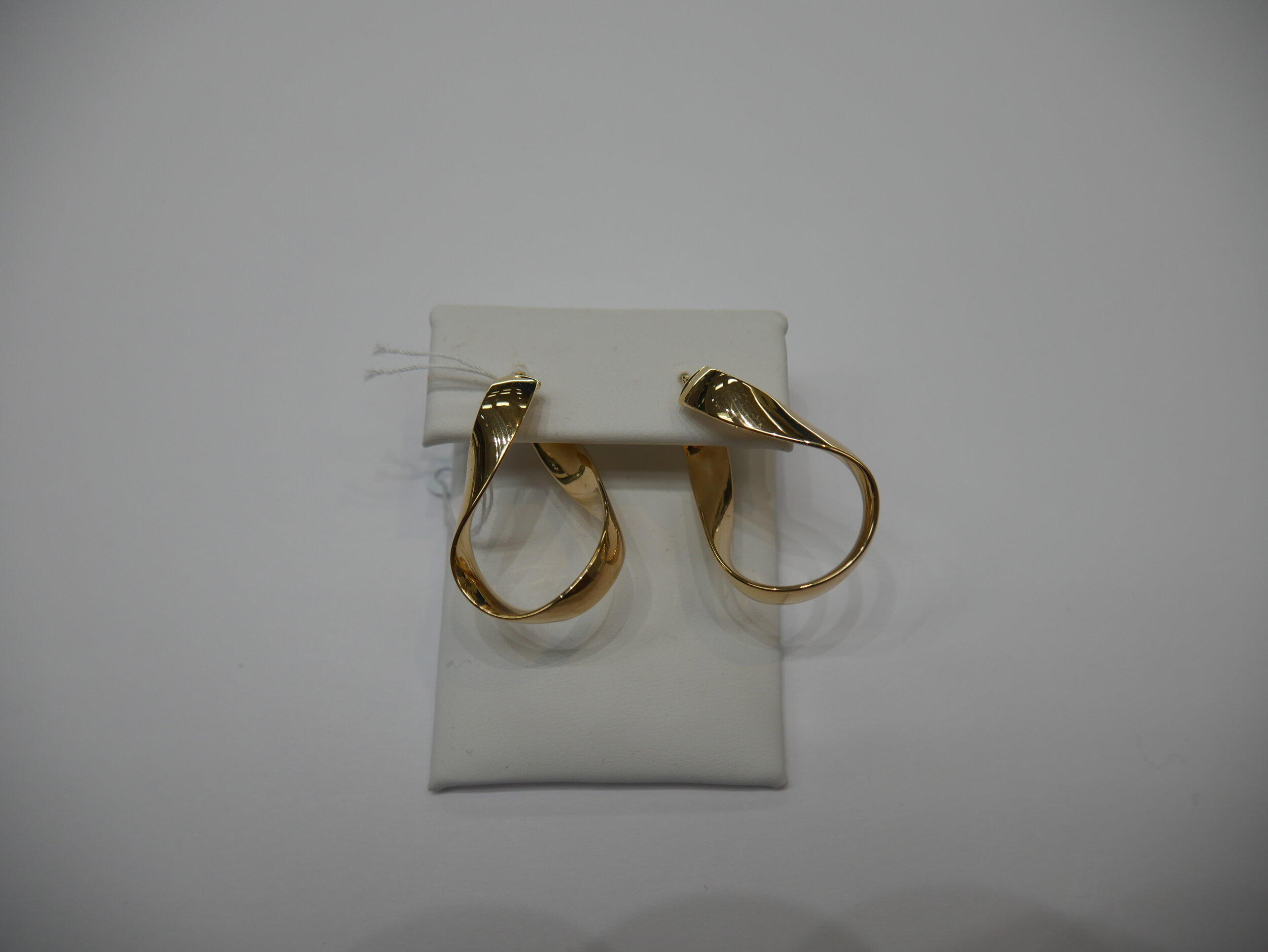 14 karat YellowGold Small Hoop Earrings