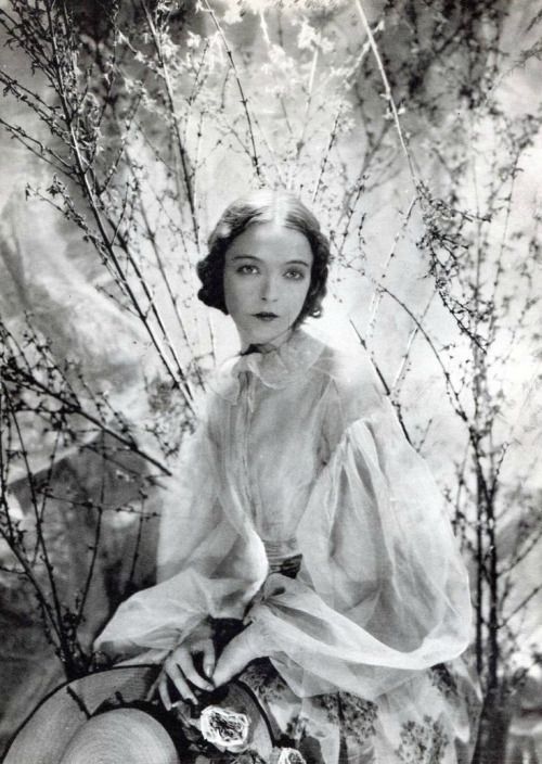 Lillian Gish photographed by Cecil Beaton