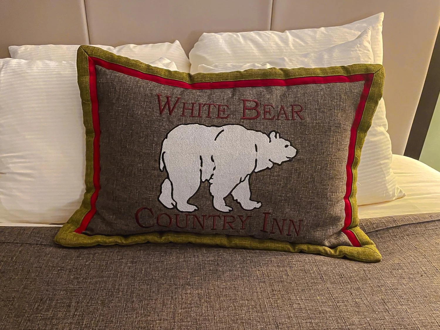 BestWesternWhiteBearLake-CountryInnPillow.jpg