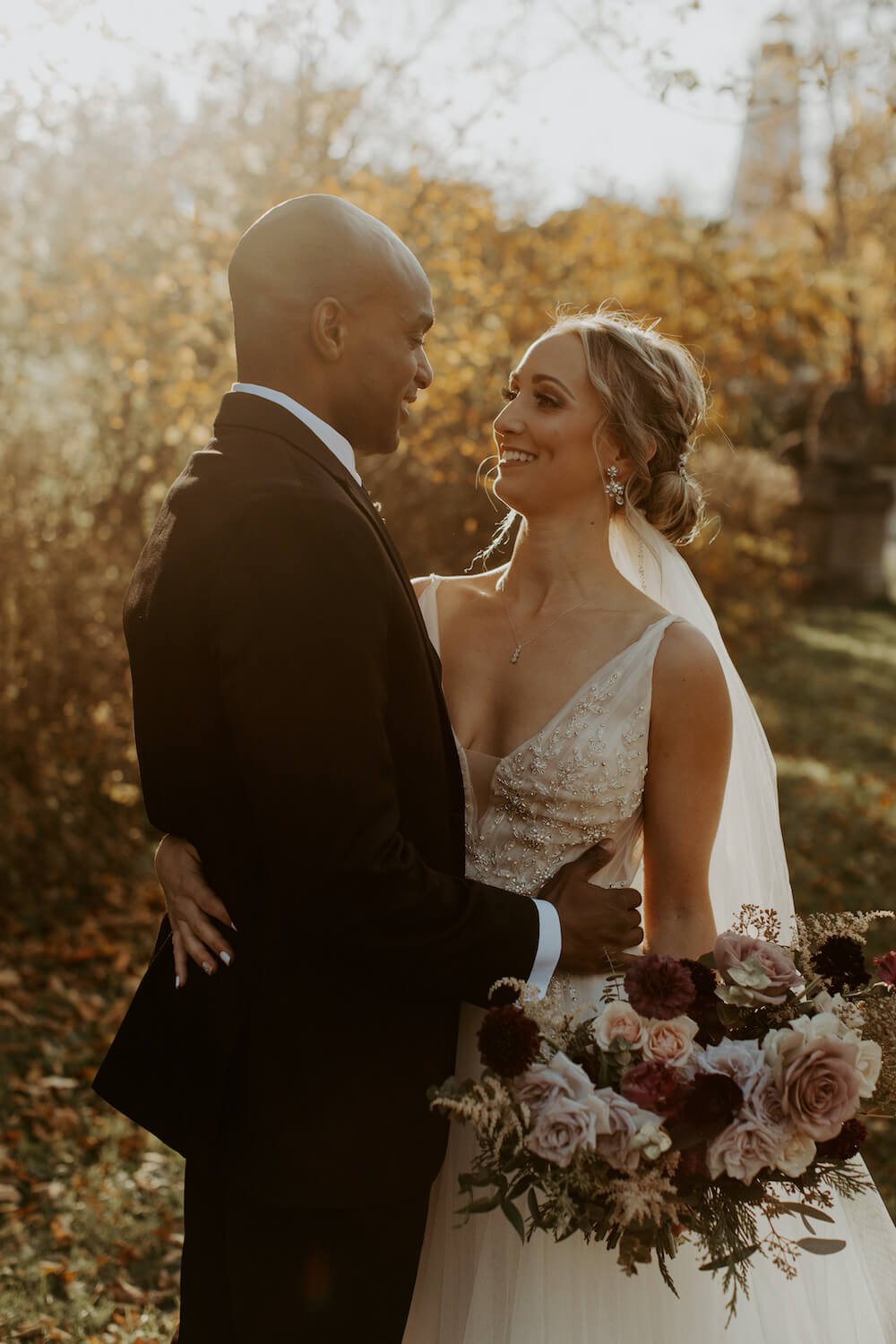 Golden hour bride and groom wedding photos in Chicago