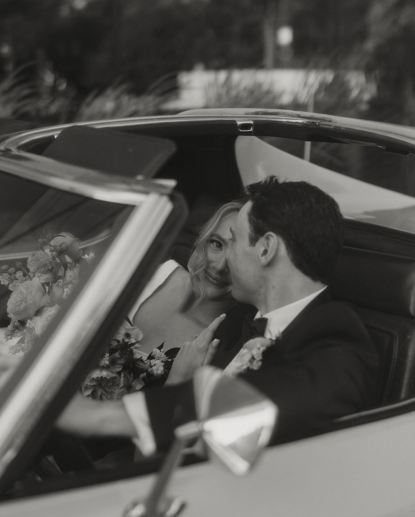the most divine day at the @sarabandechicago for Allie + Luke&rsquo;s first day of forever 🥹 these two are the kindest souls and the way they looked at each other is unmatched 💕 it was a day jam packed with joy and all the happy tears! Congratulati