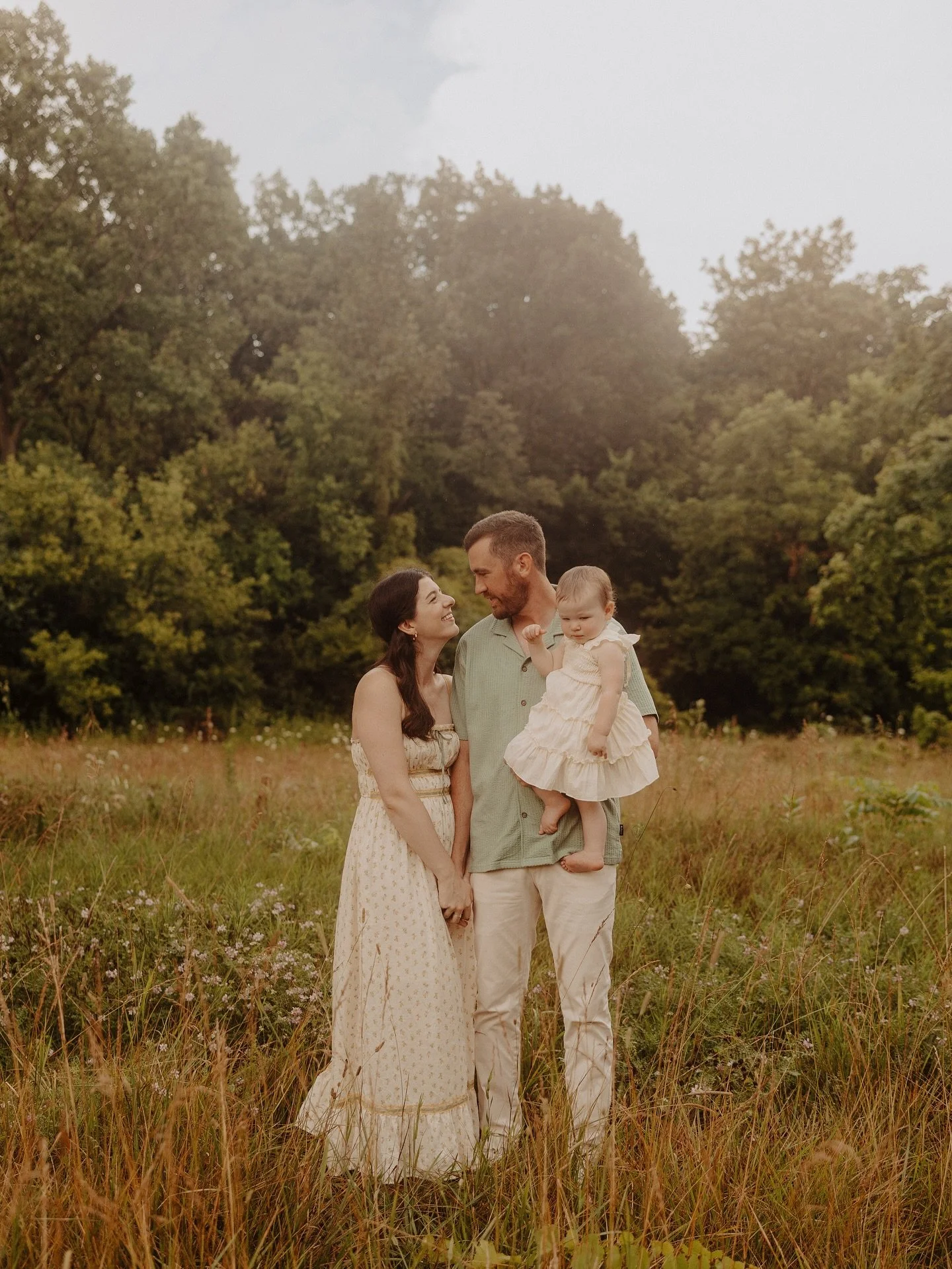 the most whimsical, wholesome, and joy filled family session for Daisy girl 🌼 we only get a handful of summers when they are this little and it&rsquo;s such a sweet season to document their little hands, sweet smiles, and all the love ☀️