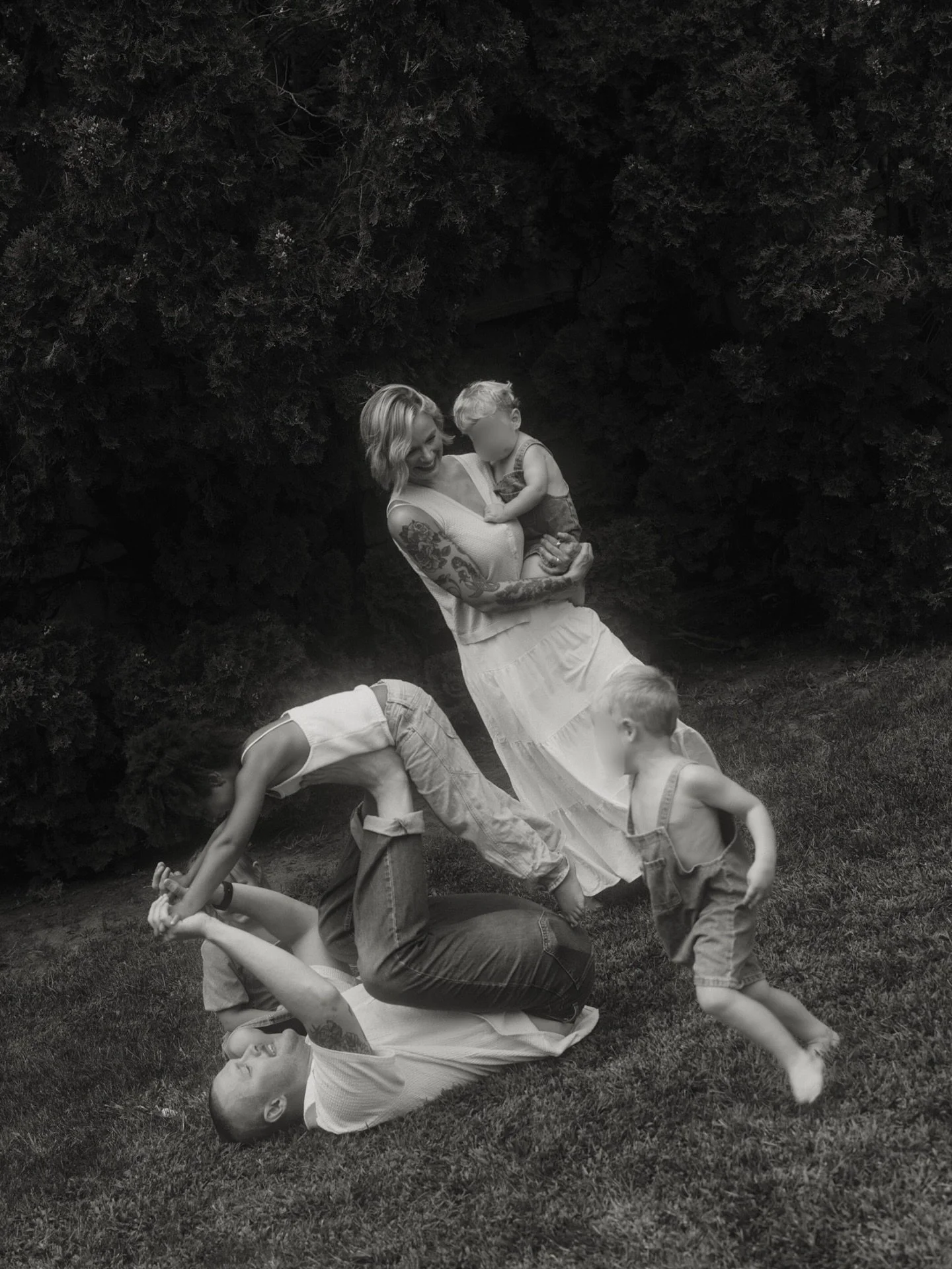This is what summer at the Phillips house looks like, and it&rsquo;s everything. ✨ Backyard wrestling matches, cozy moments on mom&rsquo;s thrifted blanket find, sprinkler madness, and just pure togetherness. 

These photos feel exactly how the day f