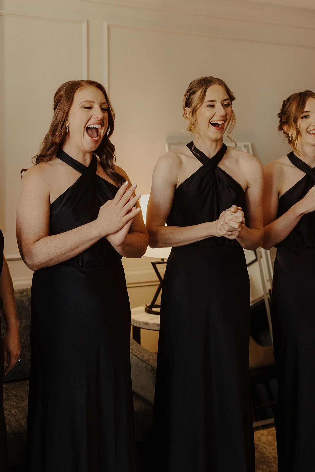 pfister-hotel-wedding-nikki-kate-photography- (9).jpg