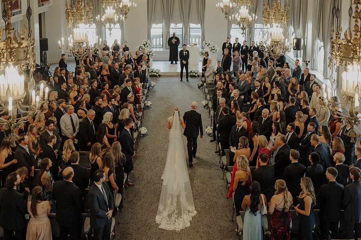 pfister-hotel-wedding-nikki-kate-photography- (43).jpg